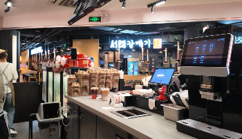 Jetinno技諾 JL33 商用智能全自動(dòng)咖啡機(jī)讓外賣(mài)咖啡店在“快”與“穩(wěn)”之間找到新的支點(diǎn)